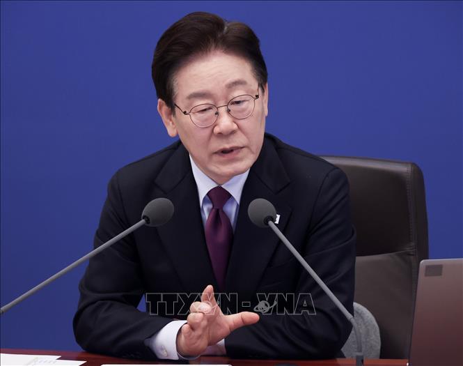 Tổng thống Hàn Quốc Lee Jae Myung phát biểu tại cuộc họp ở Seoul ngày 9/4/2026. Ảnh: Yonhap/TTXVN