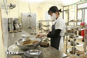 Cơ sở cung cấp thực phẩm cho trường học phải ký cam kết đảm bảo an toàn thực phẩm