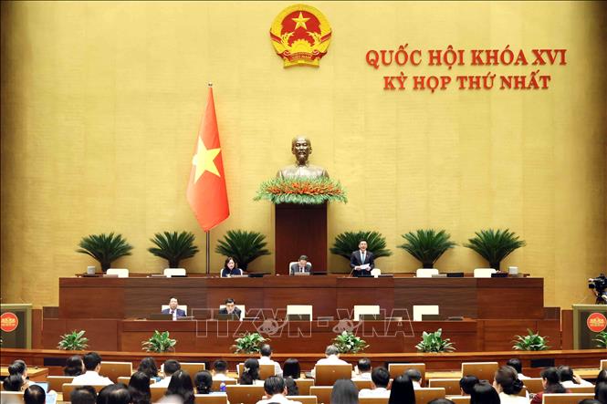 Phó Chủ tịch Quốc hội Nguyễn Hồng Diên điều hành phiên họp. Ảnh: An Đăng - TTXVN