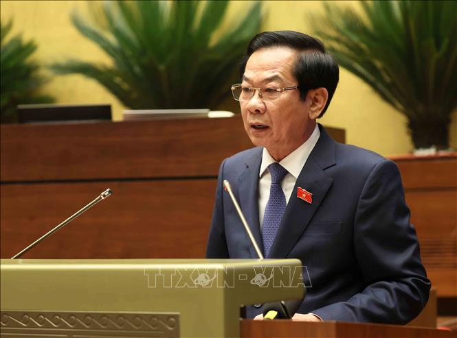 Bộ trưởng Bộ Nội vụ Đỗ Thanh Bình giải trình, làm rõ một số vấn đề đại biểu Quốc hội nêu. Ảnh: An Đăng - TTXVN