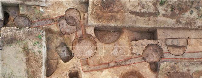 Hệ thống kênh dẫn nước nhân tạo tại khu di tích Vương Thành Cương ở tỉnh Hà Nam, Trung Quốc. Ảnh: THX/TTXVN