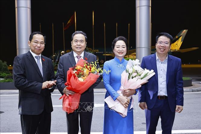 Lễ tiễn Chủ tịch Quốc hội Trần Thanh Mẫn và Phu nhân tại Sân bay Quốc tế Nội Bài, Hà Nội. Ảnh: Doãn Tấn - TTXVN