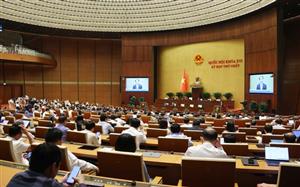 Bên lề Kỳ họp thứ Nhất, Quốc hội khóa XVI: Giảm bớt thủ tục hành chính, tạo thuận lợi cho người dân