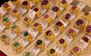 Giá vàng vẫn “giằng co” giữa lạm phát và lãi suất