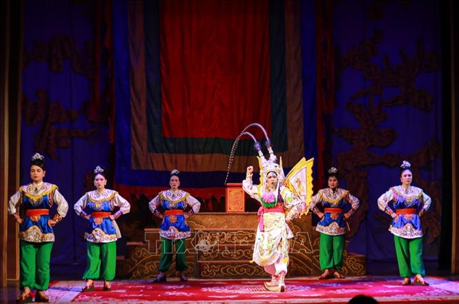 Hình tượng nữ tướng Đào Tam Xuân  đại diện cho khí phách của người phụ nữ. Ảnh: Khánh Hoà - TTXVN