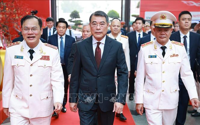 Thủ tướng Lê Minh Hưng đến dự Lễ kỷ niệm 80 năm Ngày truyền thống lực lượng Cảnh sát Quản lý hành chính về trật tự xã hội. Ảnh: Dương Giang-TTXVN 