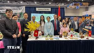Quảng bá mạnh mẽ du lịch Việt Nam tại Canada