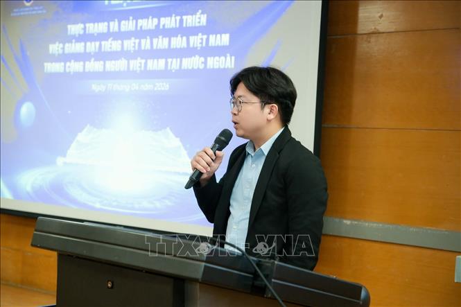 Ông Võ Đức Thắng – Chủ tịch Mạng lưới Đổi mới sáng tạo và Trí thức Việt Nam tại Đài Loan (Trung Quốc) phát biểu tại cuộc tọa đàm. Ảnh: TTXVN phát