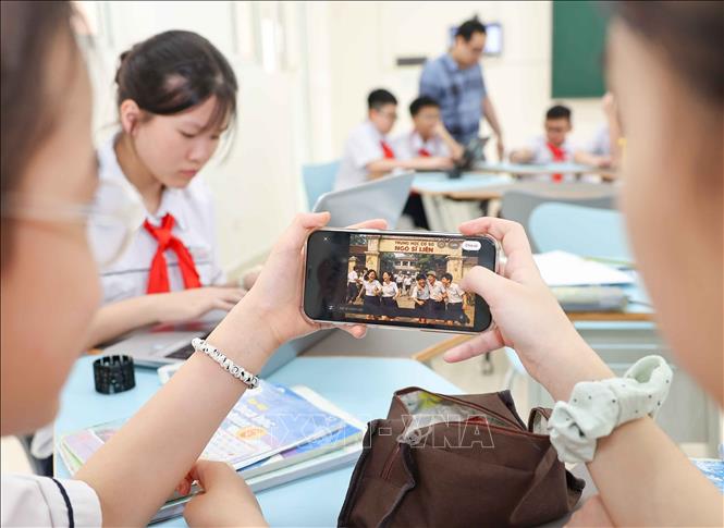 Không khí lớp học luôn sôi nổi và đầy năng lượng với sự tham gia tích cực của học sinh. Ảnh: Thanh Tùng - TTXVN 