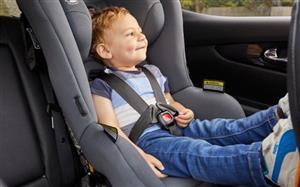 Ghế ngồi ô tô cho trẻ em - Lá chắn sinh mạng không thể xem nhẹ