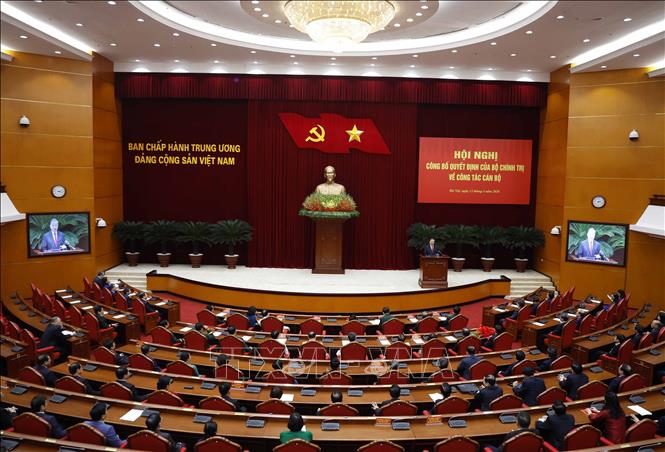 Tổng Bí thư, Chủ tịch nước Tô Lâm phát biểu chỉ đạo Hội nghị công bố Quyết định của Bộ Chính trị về công tác cán bộ. Ảnh: Thống Nhất - TTXVN