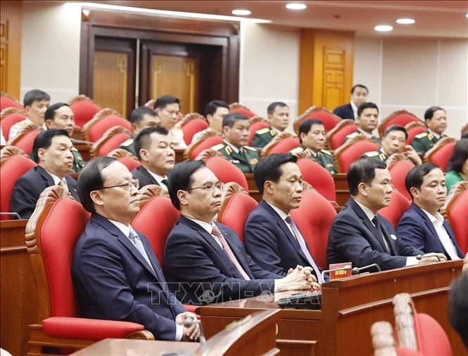Các đại biểu tham dự Hội nghị công bố Quyết định của Bộ Chính trị về công tác cán bộ. Ảnh: Thống Nhất - TTXVN
