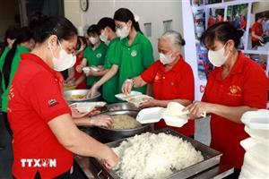 Bữa cơm 0 đồng cho bệnh nhân nghèo ở Ninh Bình: Khi lòng tốt được 