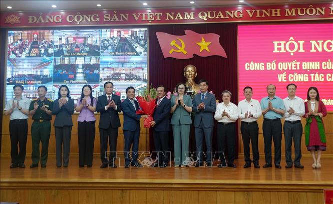 Đoàn đại biểu Quốc hội tỉnh Thanh Hóa chúc mừng Thượng tướng Lê Đức Thái, Ủy viên Trung ương Đảng, Bí thư Tỉnh ủy Thanh Hóa nhiệm kỳ 2025-2030. Ảnh: Việt Hoàng - TTXVN

