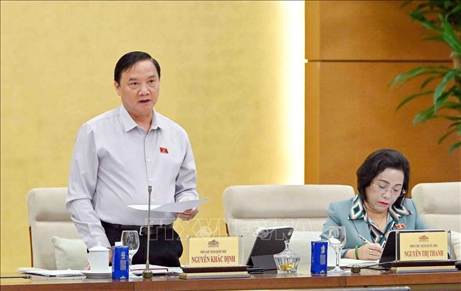 Phó Chủ tịch Quốc hội Nguyễn Khắc Định phát biểu. Ảnh: Phạm Kiên - TTXVN