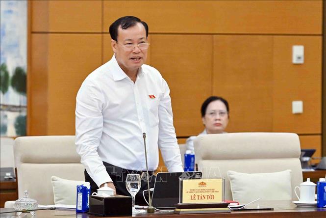 Chủ nhiệm Ủy ban Quốc phòng, An ninh và Đối ngoại của Quốc hội Lê Tấn Tới phát biểu. Ảnh: Phạm Kiên - TTXVN