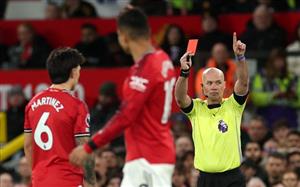 Chiếc thẻ đỏ của Lisandro Martinez & những pha đuổi người hy hữu nhất lịch sử