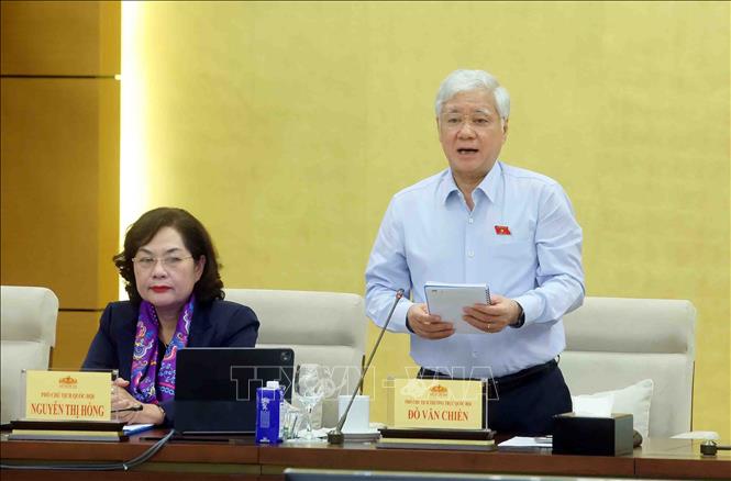 Phó Chủ tịch Thường trực Quốc hội Đỗ Văn Chiến phát biểu. Ảnh: Phạm Kiên - TTXVN