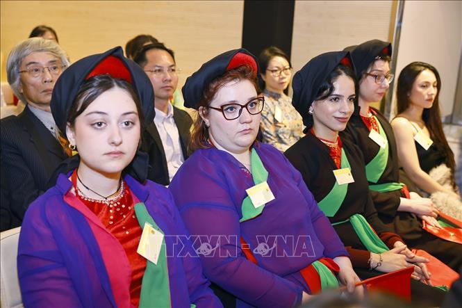 Đại biểu dự buổi gặp gỡ Chủ tịch Quốc hội Trần Thanh Mẫn và Phu nhân. Ảnh: Doãn Tấn – TTXVN