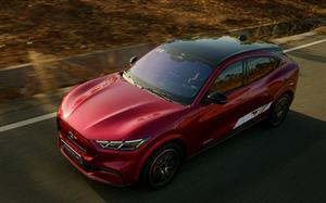 Ford Việt Nam giảm giá 