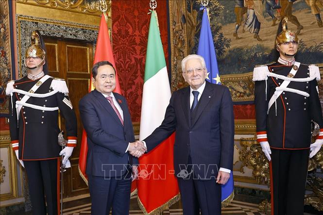 Chủ tịch Quốc hội Trần Thanh Mẫn hội kiến Tổng thống Italy Sergio Mattarella. Ảnh: Doãn Tấn – TTXVN