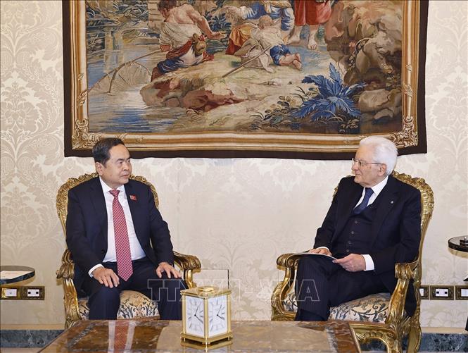 Chủ tịch Quốc hội Trần Thanh Mẫn hội kiến Tổng thống Italy Sergio Mattarella. Ảnh: Doãn Tấn – TTXVN