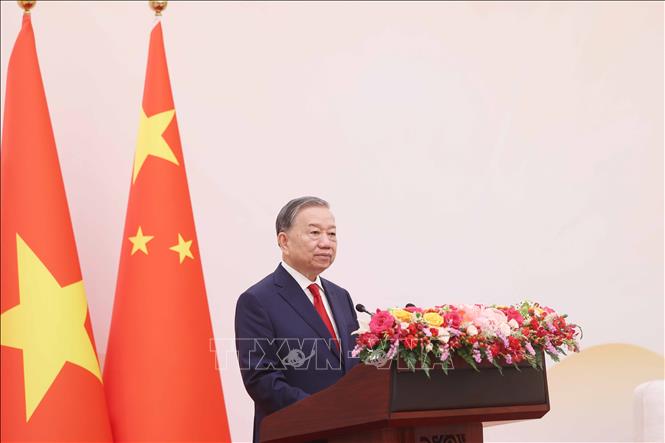 Tổng Bí thư, Chủ tịch nước Tô Lâm phát biểu tại buổi gặp gỡ thanh niên hai nước tham gia chương trình “Hành trình Đỏ nghiên cứu, học tập”. Ảnh: Thống Nhất - TTXVN