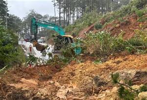 Cảnh báo nguy cơ xảy ra lũ quét, sạt lở đất ở Quảng Ngãi và Gia Lai