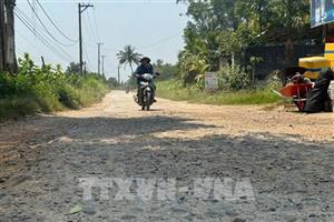 Đường ĐH09 tại Quảng Ngãi xuống cấp nghiêm trọng