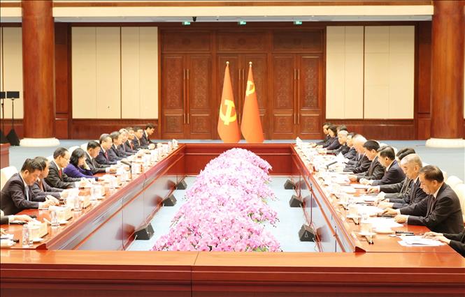 Cuộc gặp đại diện hai Bộ Chính trị Việt Nam - Trung Quốc lần thứ 8 tại Bắc Kinh, Trung Quốc. Ảnh: Công Tuyên - PV TTXVN tại Trung Quốc