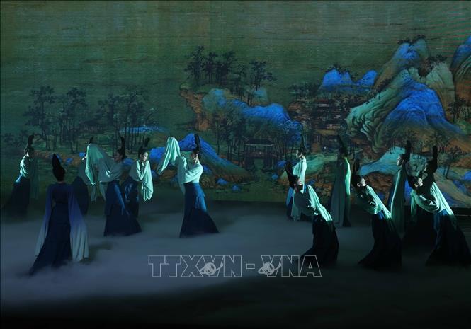 Chương trình biểu diễn nghệ thuật Việt Nam – Trung Quốc. Ảnh: Thống Nhất - TTXVN