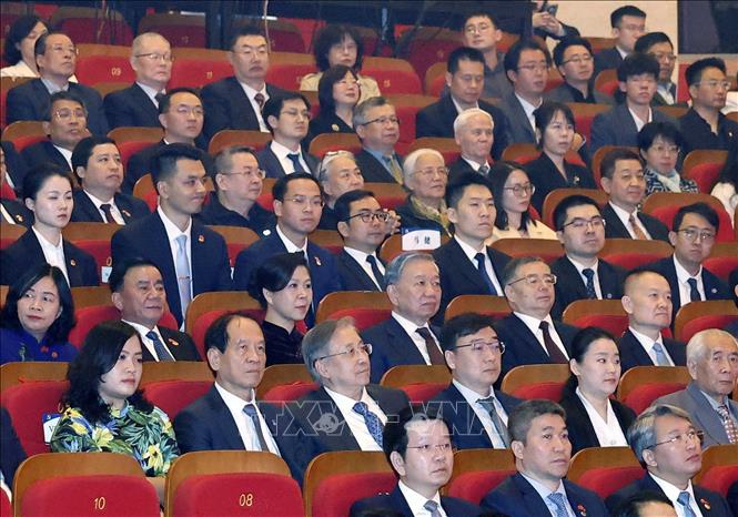 Tổng Bí thư, Chủ tịch nước Tô Lâm và Phu nhân dự Chương trình biểu diễn nghệ thuật Việt Nam – Trung Quốc. Ảnh: Thống Nhất - TTXVN