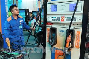 Bộ Công Thương thông báo giảm loạt thuế xăng dầu từ 0 giờ ngày 16/4