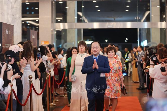 Giáo sư, Tiến sĩ, Nghệ sĩ Chu Bảo Quế đến tham dự Lễ trao Giải thưởng Cống hiến 2026. Ảnh: Phạm Tuấn Anh - TTXVN