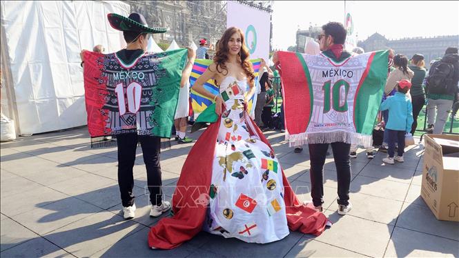 Hoạt náo viên tại một sự kiện cổ động cho World Cup 2026. Ảnh: Phi Hùng - PV TTXVN tại Mexico.