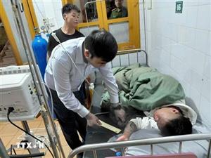 Dông lốc, mưa đá làm 4 người bị thương và nhiều thiệt hại tại các địa phương