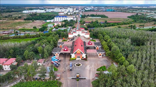 Cửa khẩu quốc tế Xa Mát, một trong những cửa khẩu trọng điểm trên tuyến biên giới tỉnh Tây Ninh. Ảnh: Minh Phú - TTXVN
