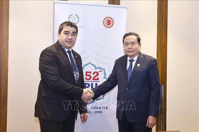 Chủ tịch Quốc hội Trần Thanh Mẫn gặp Chủ tịch Quốc hội Gruzia Shalva Papuashvili. Ảnh: Doãn Tấn – TTXVN