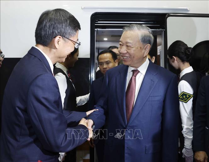 Lễ đón Tổng Bí thư, Chủ tịch nước Tô Lâm và Phu nhân tại Ga Nam Ninh Đông, thành phố Nam Ninh. Ảnh: Thống Nhất - TTXVN