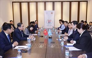 Chủ tịch Quốc hội Trần Thanh Mẫn gặp Chủ tịch Hạ viện Kazakhstan