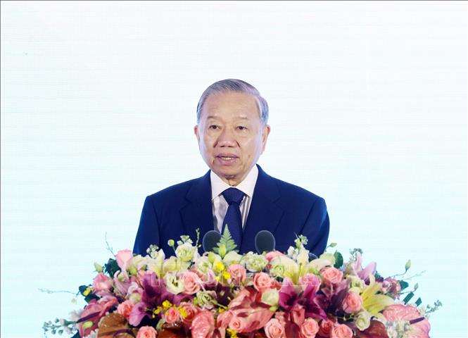 Party General Secretary and President To Lam speaks at the festival's opening ceremony. VNA Photo: Thống Nhất