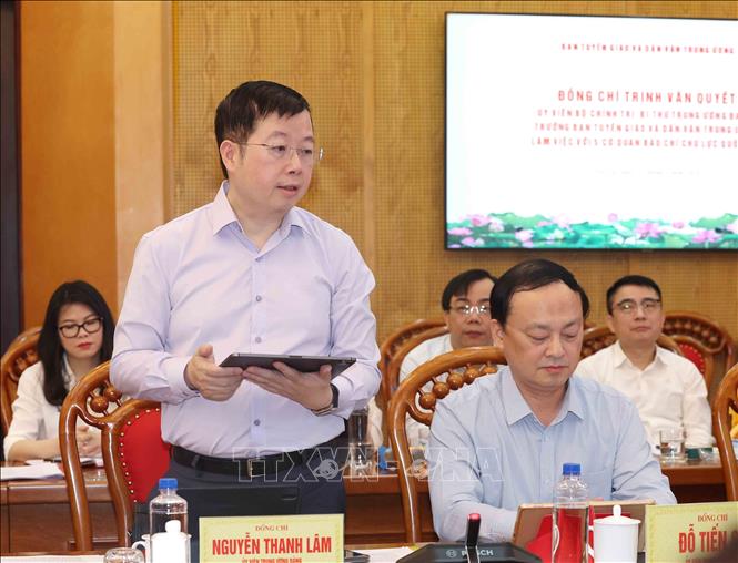 Đồng chí Nguyễn Thanh Lâm, Uỷ viên Trung ương Đảng, Tổng Giám đốc Đài Truyền hình Việt Nam, Phó Trưởng Ban Tuyên giáo và Dân vận Trung ương, phát biểu tại buổi làm việc. Ảnh: Phương Hoa - TTXVN