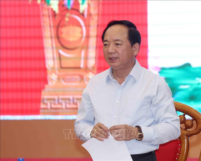 Đồng chí Trịnh Văn Quyết, Uỷ viên Bộ Chính trị, Bí thư Trung ương Đảng, Trưởng Ban Tuyên giáo và Dân vận Trung ương phát biểu chỉ đạo buổi làm việc. Ảnh: Phương Hoa - TTXVN