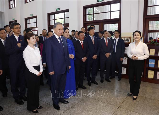 Tổng Bí thư, Chủ tịch nước Tô Lâm và Phu nhân thăm Di tích Khu học xá Trung ương (Nam Ninh, Trung Quốc). Ảnh: Thống Nhất - TTXVN