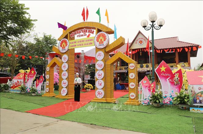 Cụm số 13: Lạc Thuỷ gồm các xã: An Bình, An Nghĩa, Yên Thủy, Lạc Lương, Yên Trị mang đậm dấu ấn văn hóa Mường đặc sắc. Ảnh: Tạ Toàn - TTXVN