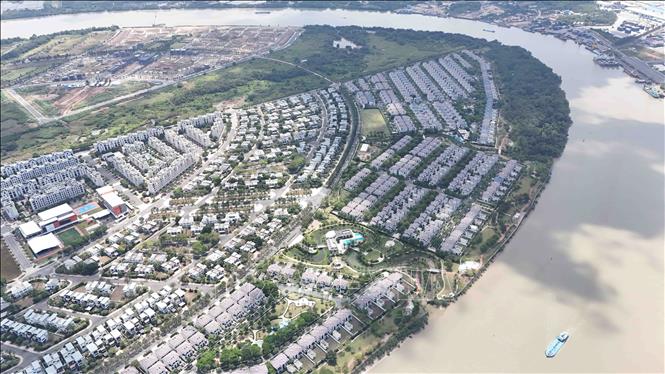 Một dự án đô thị ven sông Đồng Nai (phường Long Hưng, Đồng Nai). Ảnh: Công Phong - TTXVN