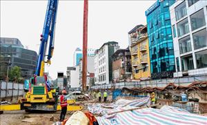 Hà Nội rào chắn thi công hai nhà ga tuyến metro số 5 từ 16/4/2026