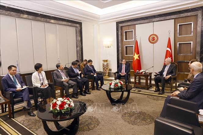 Chủ tịch Quốc hội Trần Thanh Mẫn hội kiến Chủ tịch Quốc hội Thổ Nhĩ Kỳ Numan Kurtulmus. Ảnh: Doãn Tấn – TTXVN
