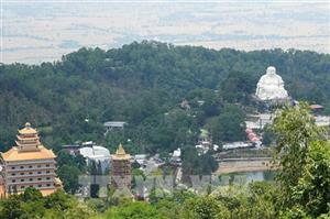 Núi Cấm An Giang: Đánh thức 