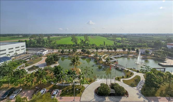 Khuôn viên Nhà máy xử lý chất thải rắn (rác sinh hoạt) phát điện Cần Thơ. Ảnh: Thanh Liêm - TTXVN